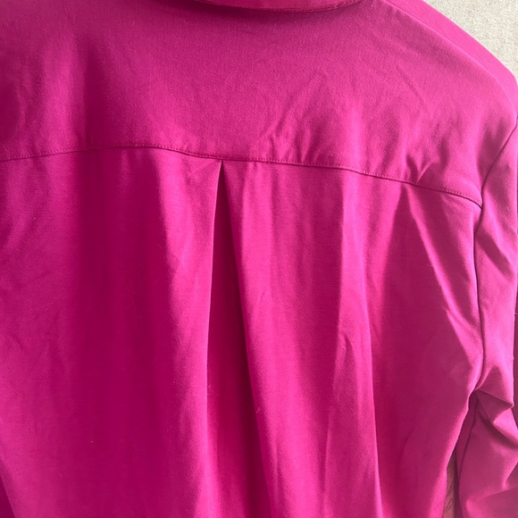 Betabrand Shirt Blouse Button Down Stretch SZ Medium - Picture 6 of 7